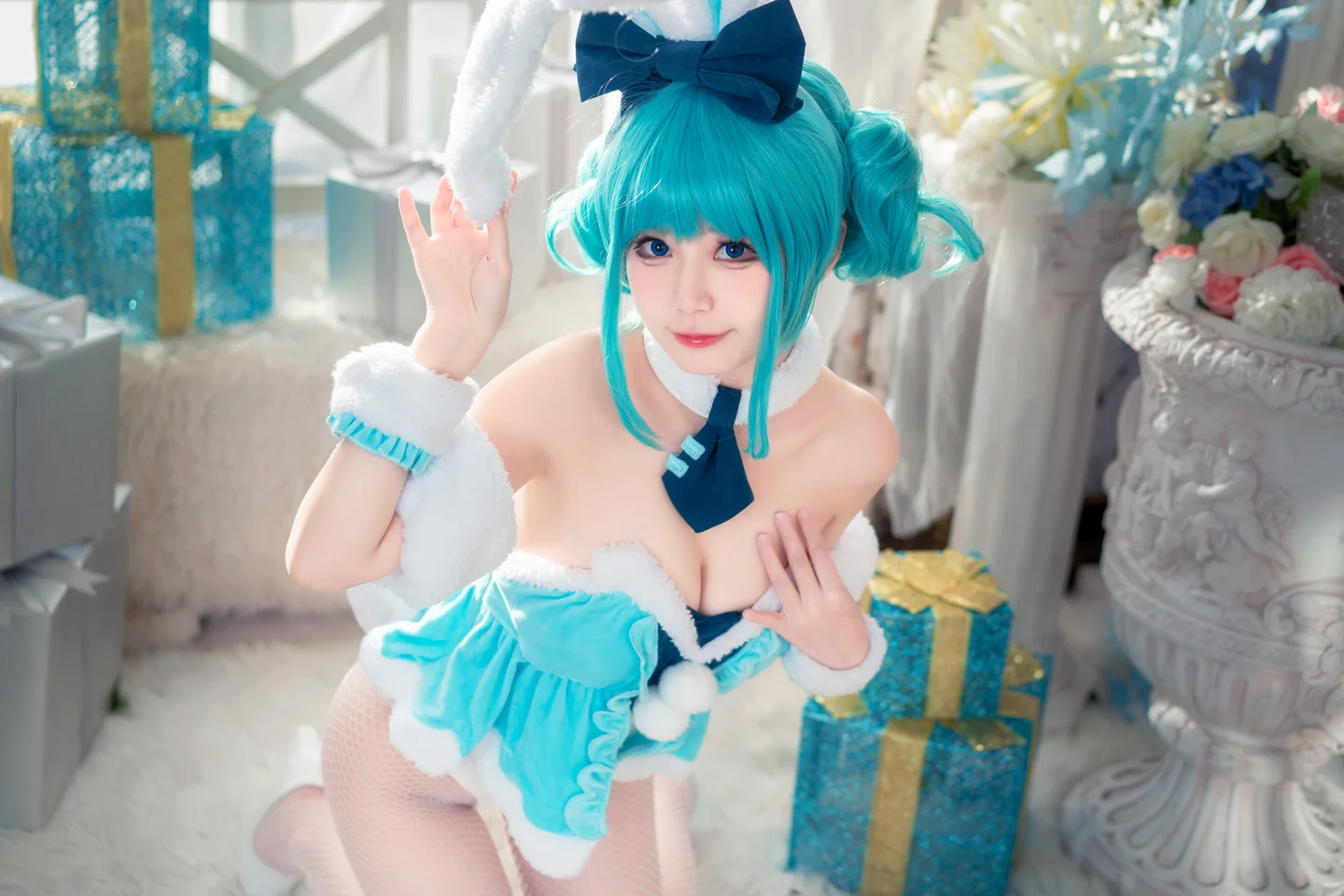 猫大人 - 初音白兔 [24P-280MB] tg@simisebaisi 【丝足阁】012.webp